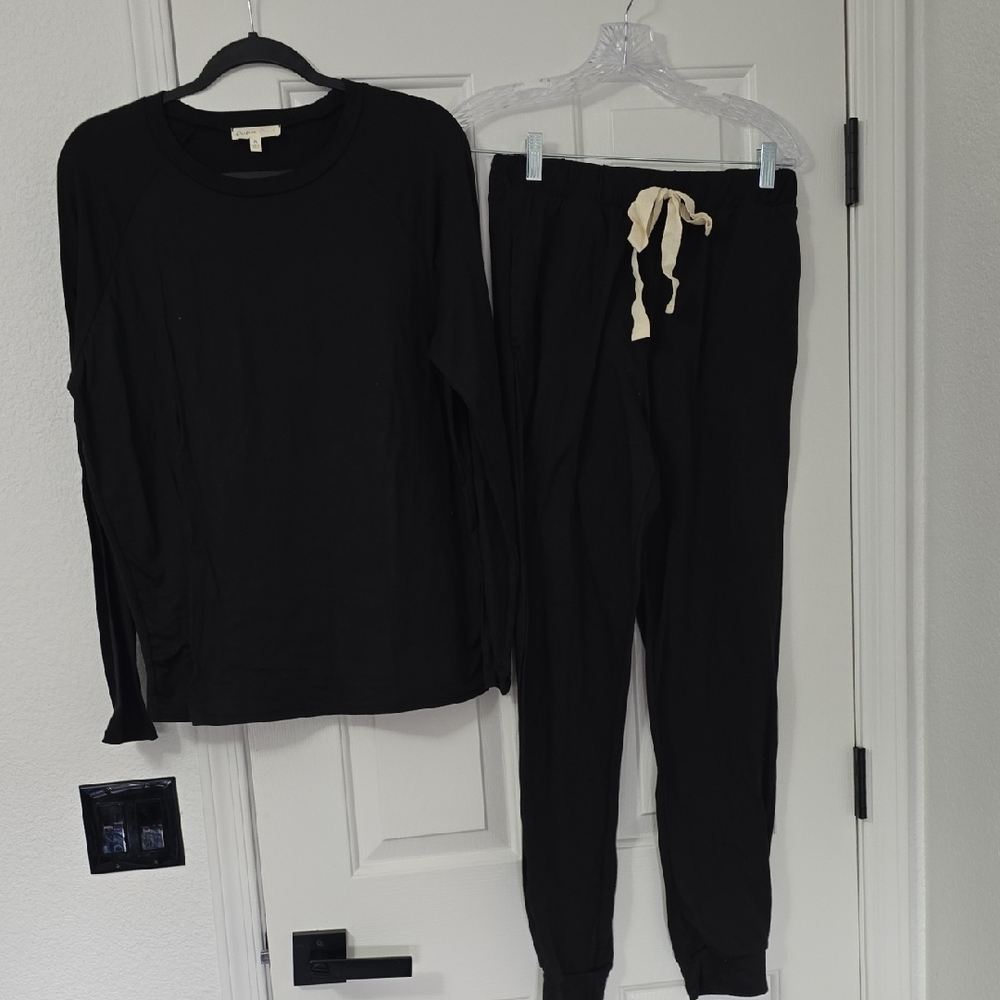 Black Loungewear Set with Cream Tie Various Sz